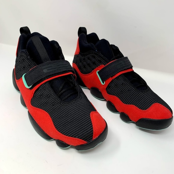Nike Air Jordan Black Cat Bred Basketball Shoes - Picture 7 of 8